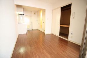 ジュネス立石 102号-2