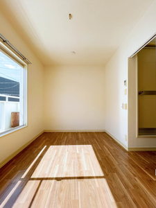 ジュネス六浦 A 205号-3