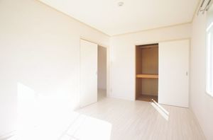 ドミール・ウスイＡ 203号-5