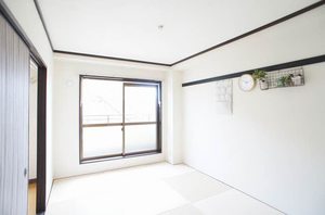 ヴェルディ白百合 A館 202号-4