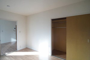 ヴィラ・テンボス二番館 101号-3