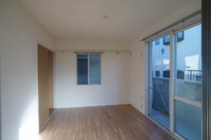 ヴィラ・テンボス二番館 101号-4