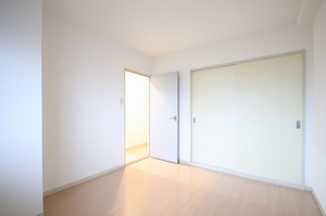 港南台フォーレストビル 403号-5