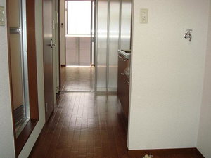 ラフィーネ鶴ヶ峰 103号-3