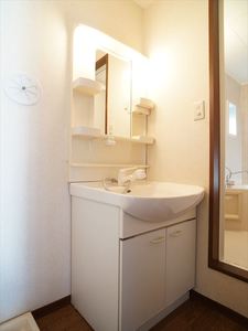 シャルムヴィラ中田西 202号-8