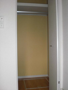 ユービースクエア菊名 102号-8