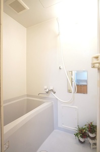 メニーナＴＫ 201号-8