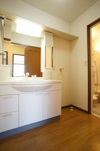 アルファタウン和泉町 C 201号-10