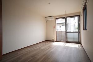 ラフィーネ旭ヶ丘 102号-2