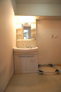 ラフィーネ日吉台　Ｂ 102号-8