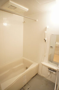 アドミラーブル横濱 102号-8