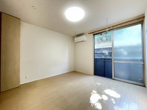 ＫＬＡＳＳＥ　Ｂ 102号-2