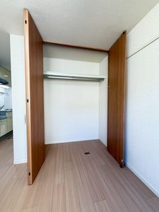ヒルサイドコート 102号-4
