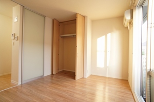 Sunny Court 202号-3