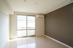 メゾンポンユー 202号-2