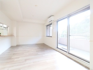 ウエストヴァレィー壱番館 302号-4