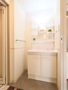 ウエストヴァレィー壱番館 302号-7