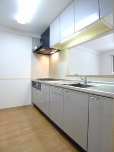 ウエストヴァレィー壱番館 303号-4