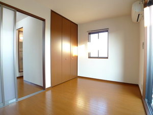 ルミエール馬堀 205号-2