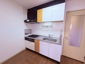 サンライズハイム 102号-3