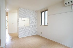 マ・モール弘明寺　Ⅱ 102号-2