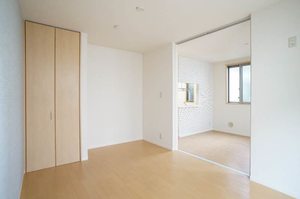 マ・モール弘明寺　Ⅱ 102号-5