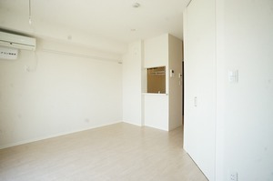 ベルカーサ 303号-2