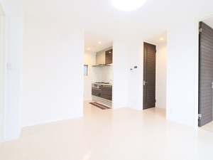 シャーメゾンアビヨン 202号-2