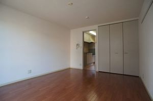 フォレスト中町 102号-5