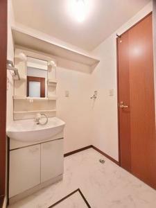 コンフタブル 101号-8