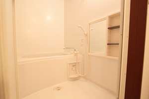 コンフタブル 302号-8