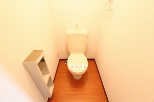 コンフタブル 302号-9