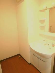 メゾンはるみ 202号-10