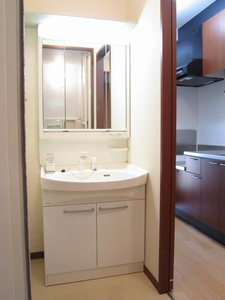 メゾンフォンテーヌ 202号-6