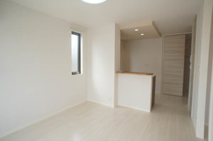 ディープリー・アイ 203号-3