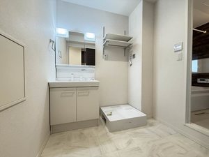 ホワイトビレッジ 301号-9