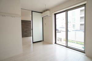 Ｏｌｄ　ｔｒｅｅ　２ｎｄ 102号-4