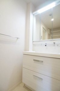 Ｏｌｄ　ｔｒｅｅ　２ｎｄ 102号-7