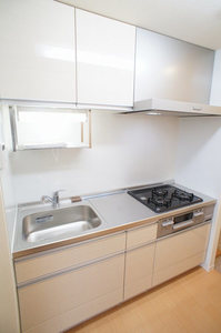 メゾン　ファミーユ 202号-3