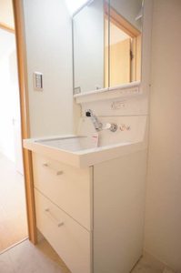 サンプロヌーブ大倉山 205号-4