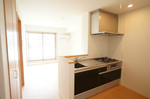 Ａｍｉ・Ｃｏｕｒｔ横浜 202号-3