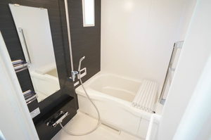 メゾン　ド　ジュン 201号-2