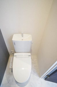 メゾン　ド　ジュン 201号-5