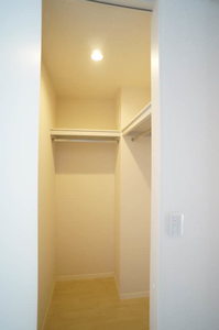 メゾン　ド　ジュン 201号-7