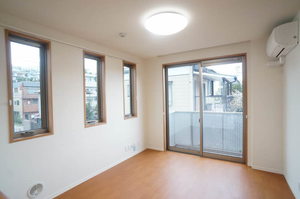 ラフィーネ元町 201号-3
