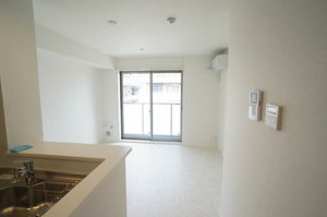 シャーメゾン鶴見三番館 203号-3