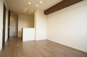 クレスト　テラス 102号-2