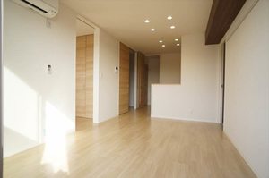 クレスト　テラス 103号-3