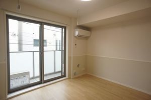 Ｇｒｅｅｎａｇｅ 303号-5