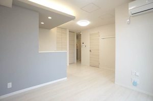 フォレナブルー鶴ヶ峰 301号-2